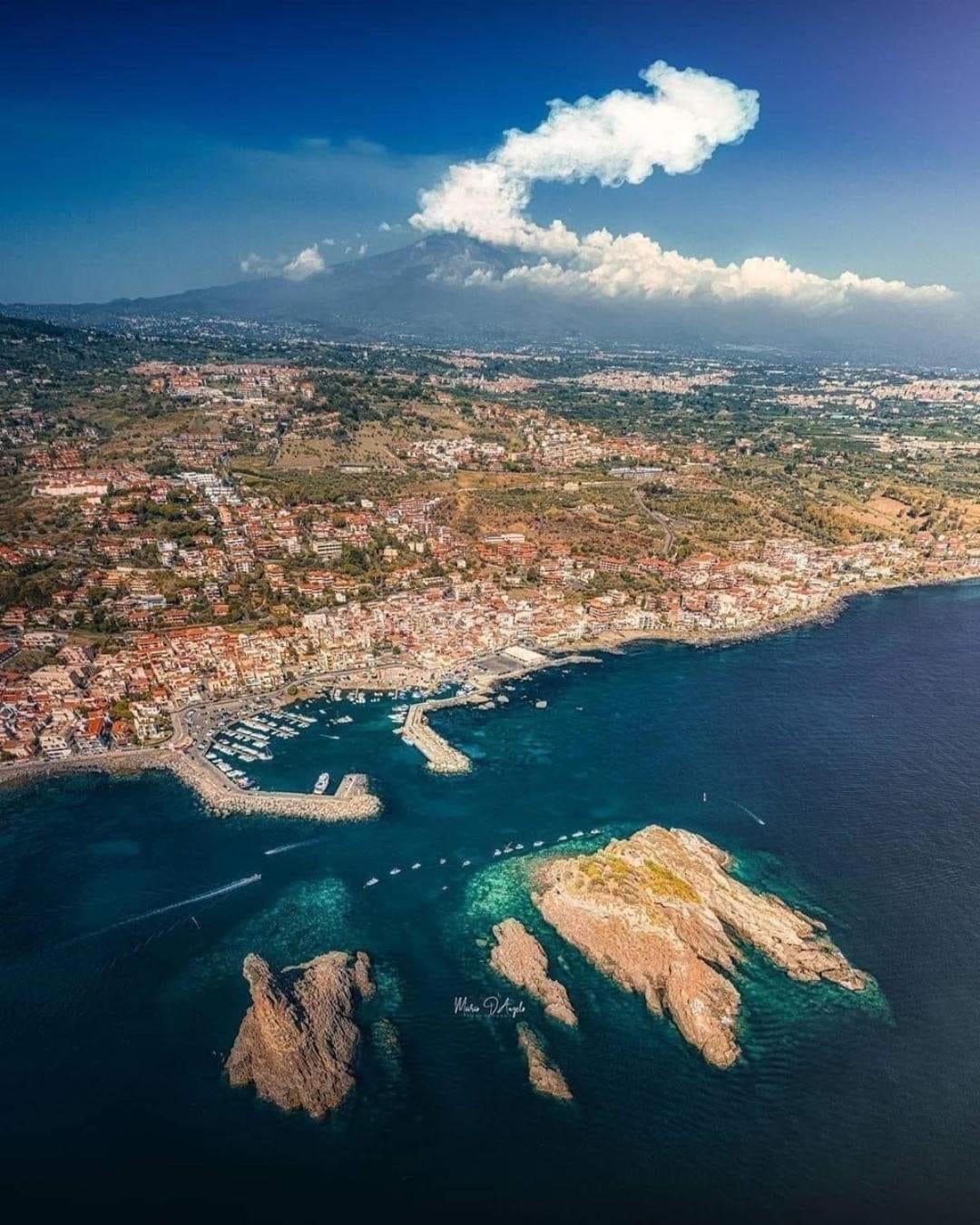 Suite 53 Aci Trezza Exteriér fotografie